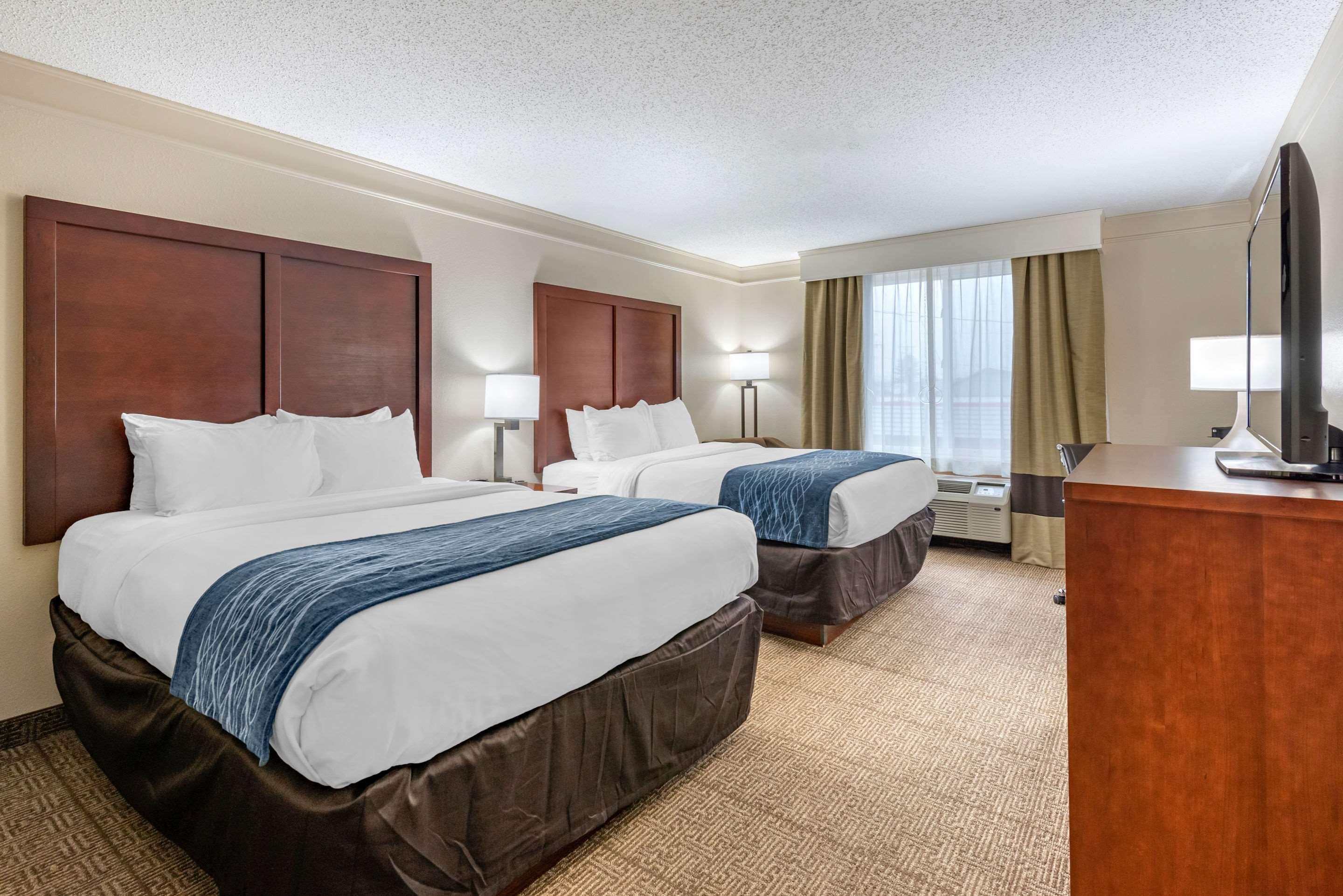 Comfort Inn & Suites Heath Exterior foto