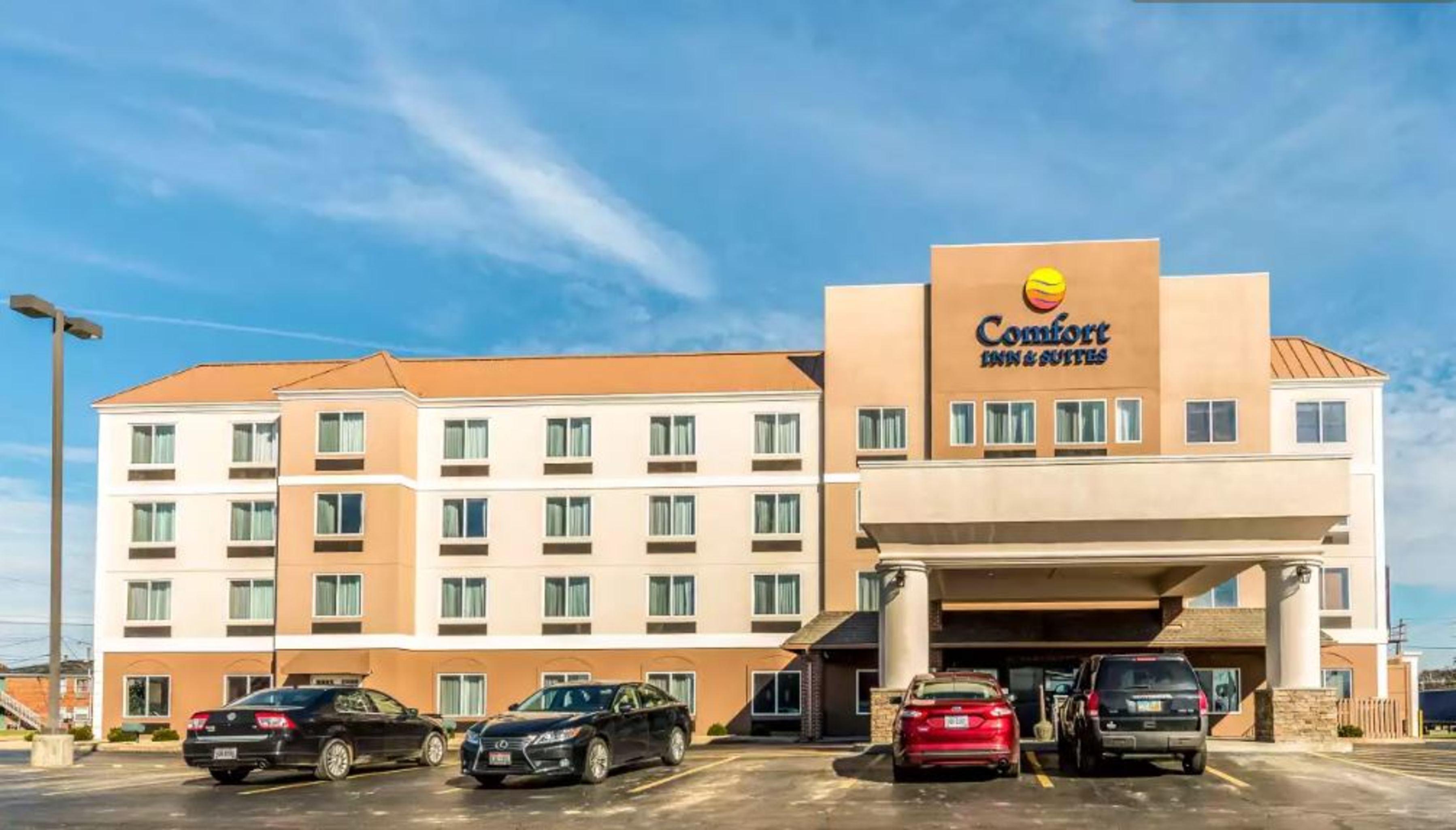 Comfort Inn & Suites Heath Exterior foto