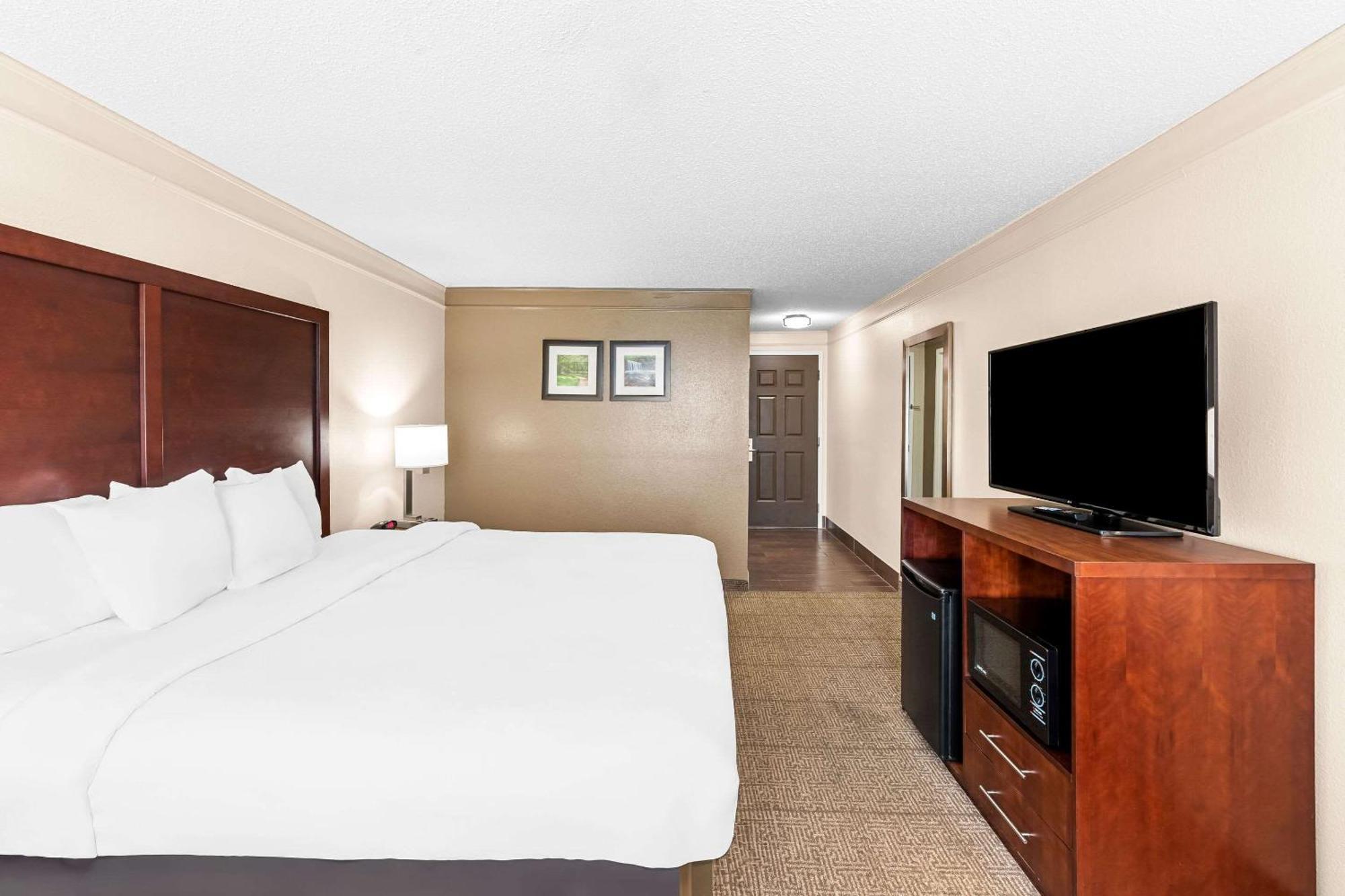 Comfort Inn & Suites Heath Exterior foto