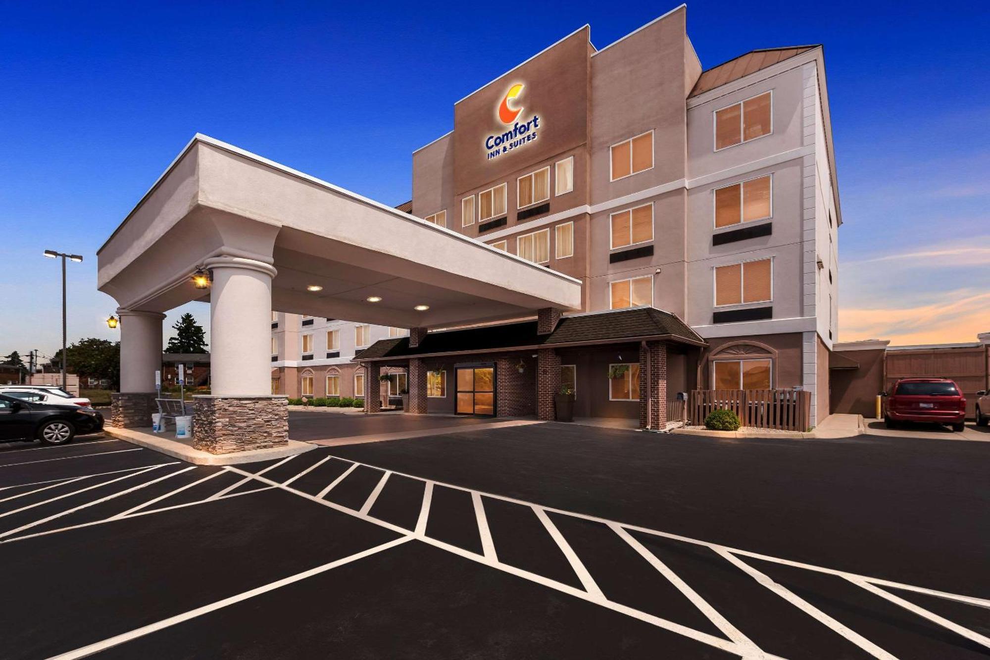 Comfort Inn & Suites Heath Exterior foto