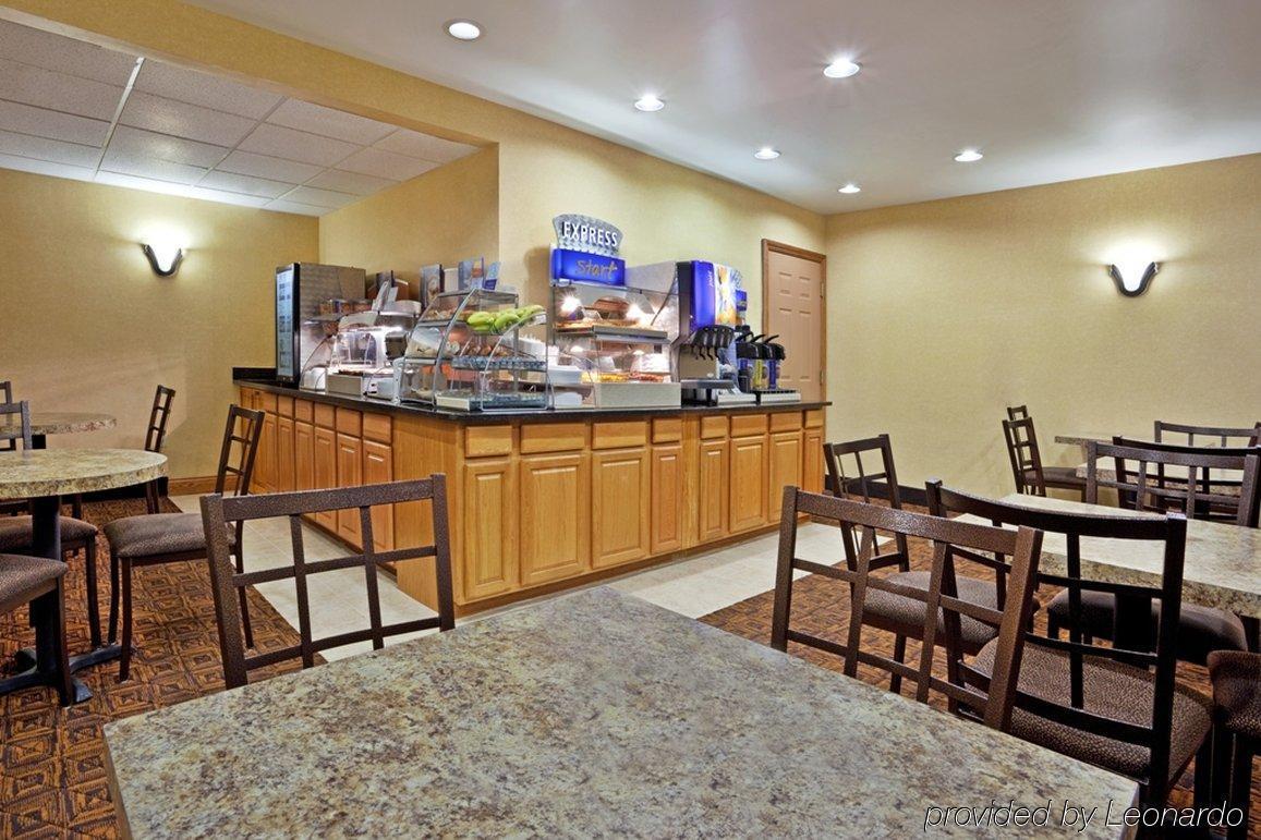 Comfort Inn & Suites Heath Restaurante foto
